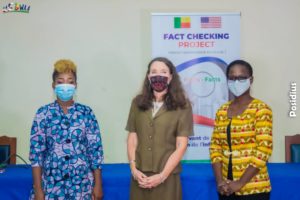 L'équipe du projet et l'ambassadeur des Etats-Unis près le Bénin